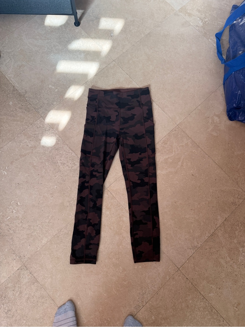 Cropped Camo Leggings - Lululemon